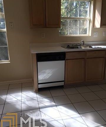 2nd image of 652 Kilkenny Cir #39