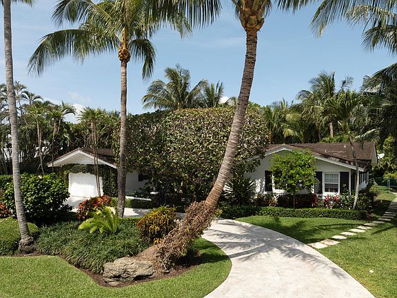 2nd image of 1125 Harbor Drive