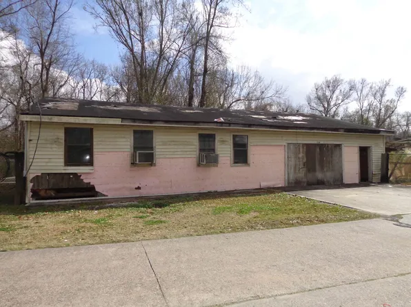 284 Carlos St, Houma, LA 70364