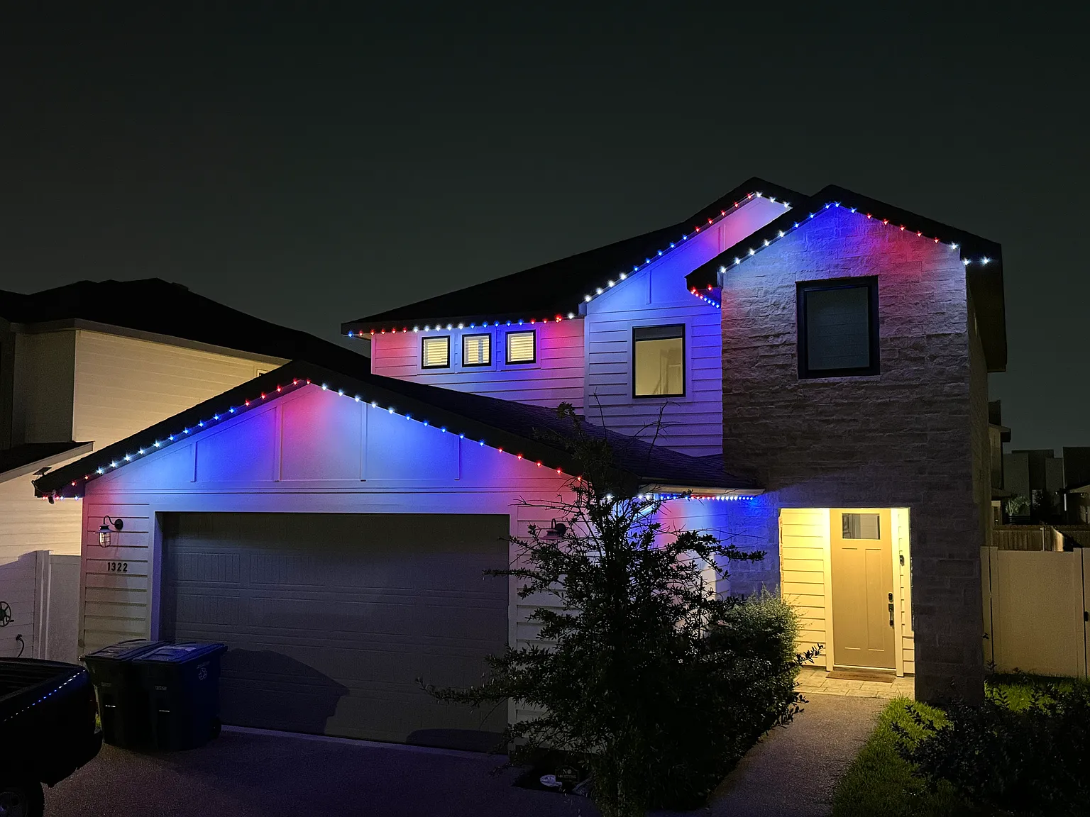 3 bed, 2.5 bath, 2243 sqft, $2,700 — Photo 3