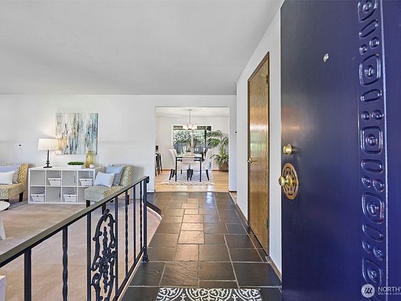 4th image of 9031 60th Drive NE