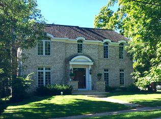747 Hill Ave, Glen Ellyn, IL