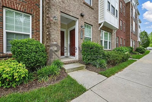 4227 Saunders Tavern Trl #B Photo 1
