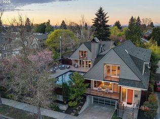 2817 NE Hamblet St, Portland, OR 97212