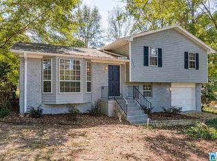 8432 Country Cir, Pinson, AL 35126