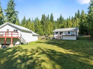 6803 Magna Bay Dr, Columbia Shuswap, BC V0E 1M7