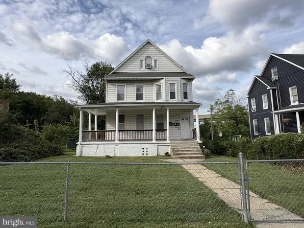 3904 Groveland Ave, Baltimore, MD 21215