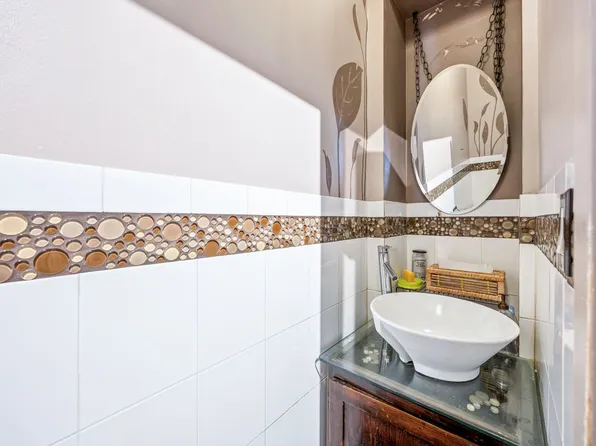 188 North 8th Street image 7 of 23