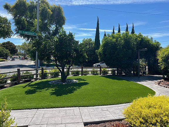 2nd image of 3459 Flora Vista Ave
