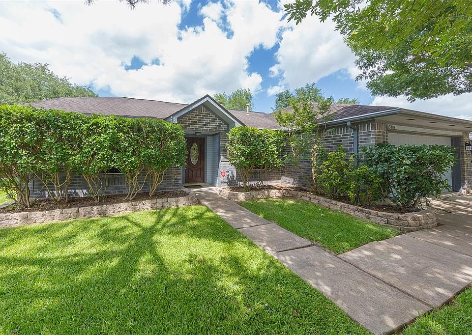1st image of 15803 Pilgrim Hall Dr