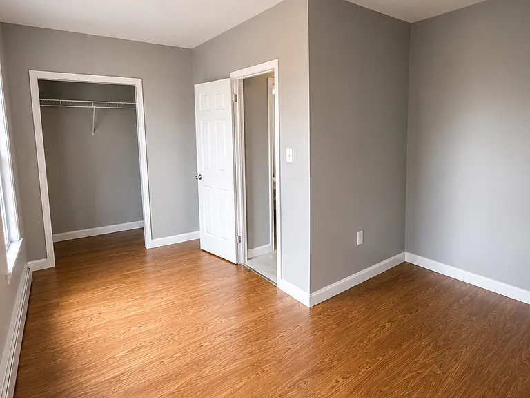715-717 Livingston St #1 — Photo 3
