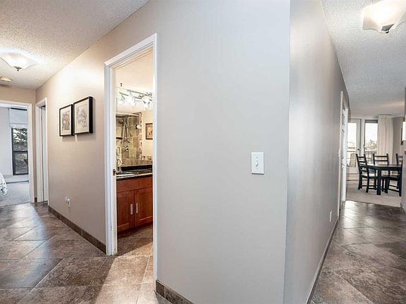 5th image of 10 NW Coachway Rd SW #133