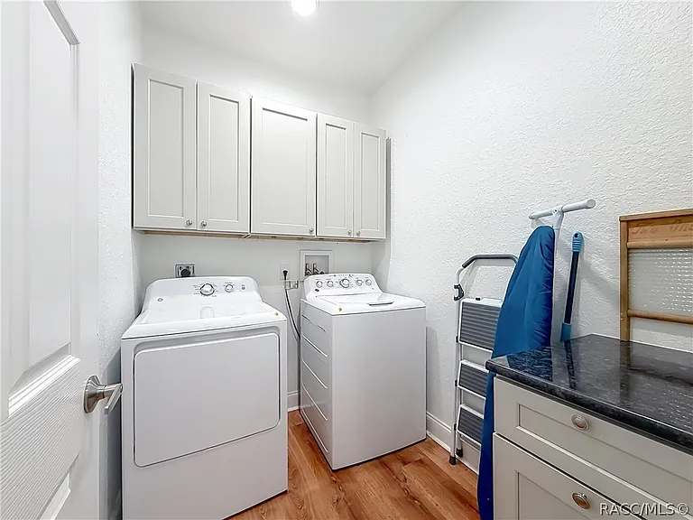 6687 W Seven Rivers Dr — Photo 50