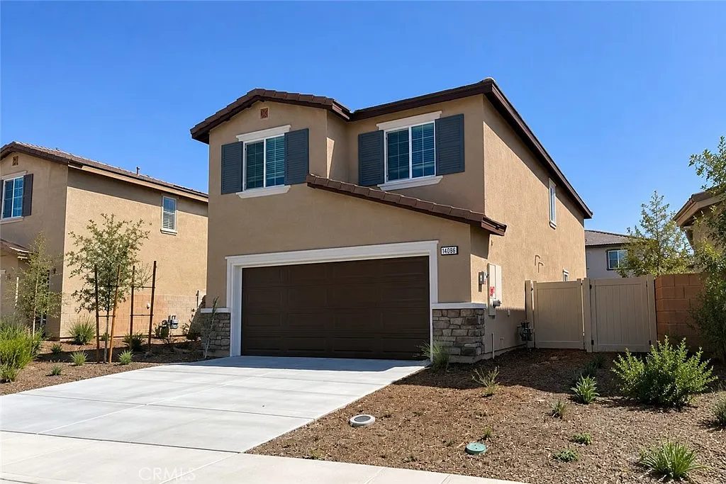 4 bed, 2.5 bath, 1725 sqft, $3,500 — Photo 1