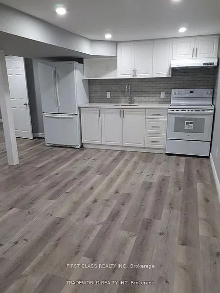 2 bed, $1,800 — Photo 1