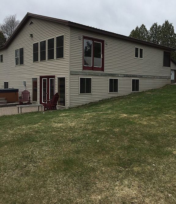 1st image of 249 Lakeshore Dr