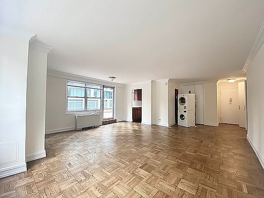 4th image of 888 8th Ave #P10