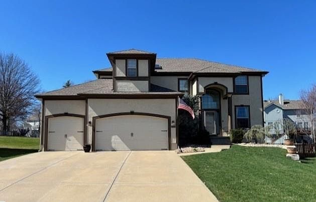 1st image of 15610 Linden Ln