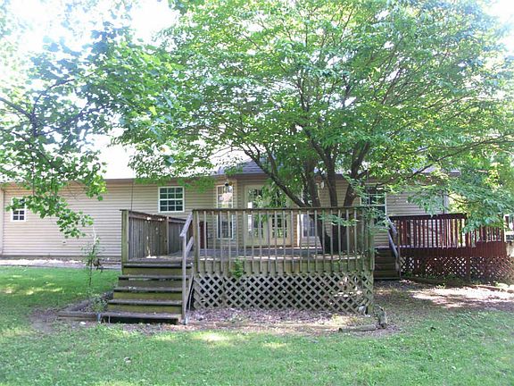 2nd image of 152 Honeysuckle Dr