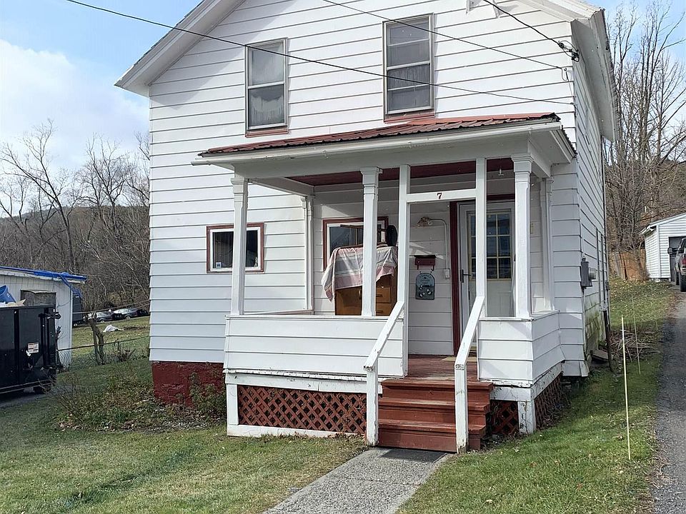 1st image of 7 Lafayette St