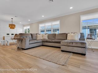 34 Montserrat St, Toms River, NJ 08757