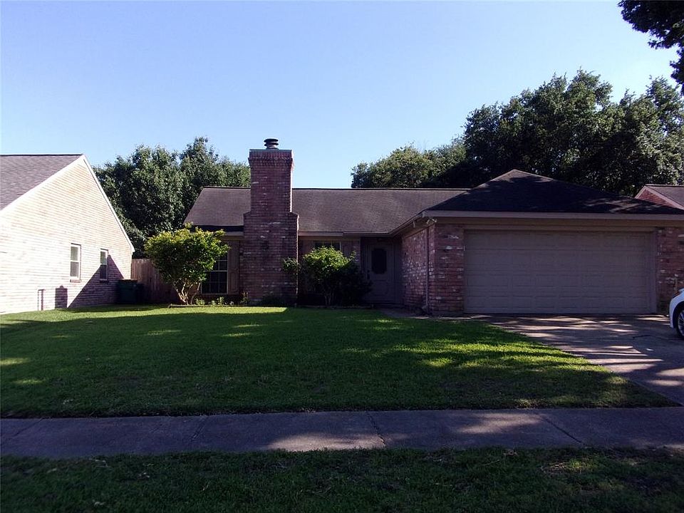 1st image of 22807 Stratford House Ln