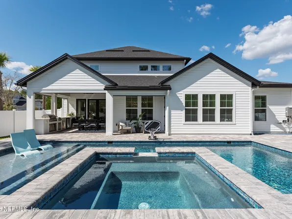 28 WOODBAY Court, St. Johns, FL 32259