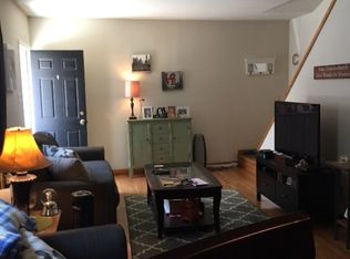 1040 Wolf St, Philadelphia, PA 19148
