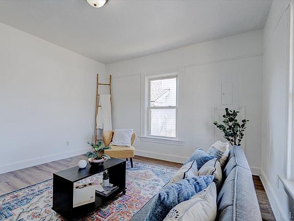 2nd image of 2256 Easley Ave