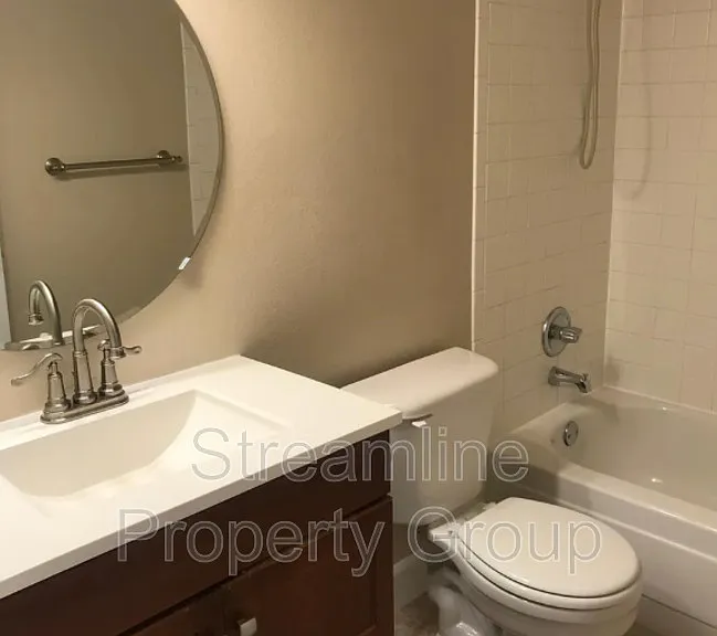 1201 Galapago St #92 — Photo 19