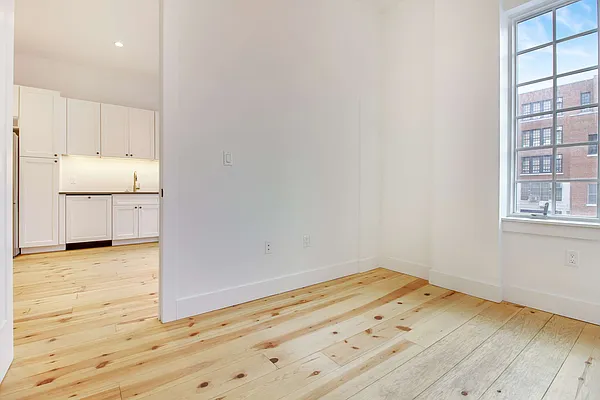 Rented by EXR | media 115