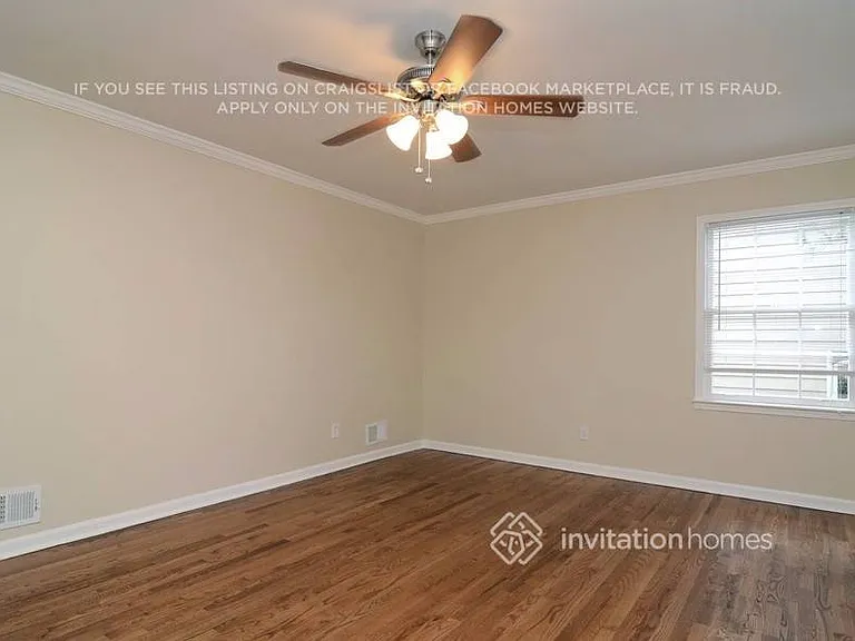 1360 Hampton Hall Dr — Photo 12