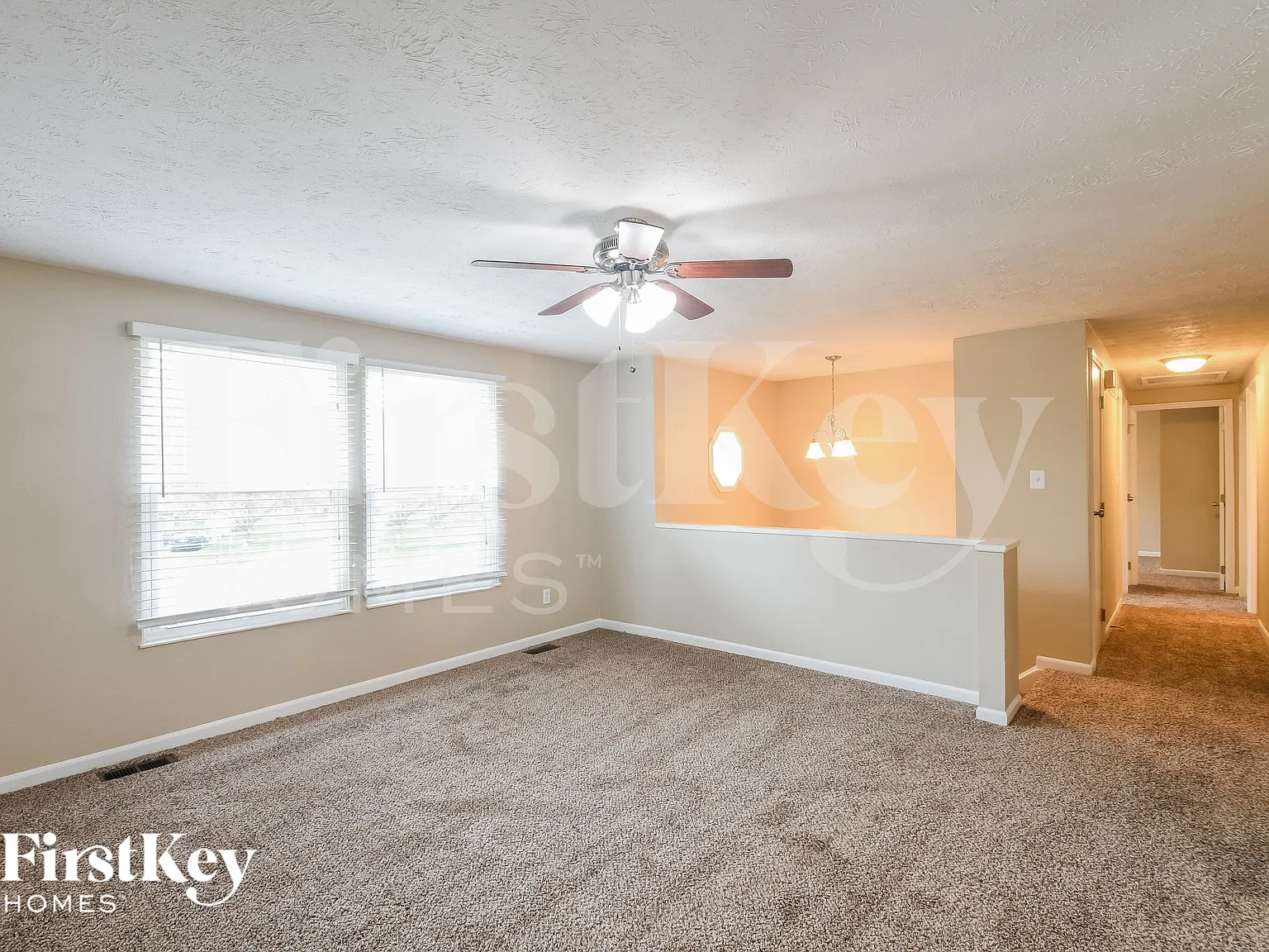 3 bed, 2.5 bath, 1616 sqft, $1,835 — Photo 4