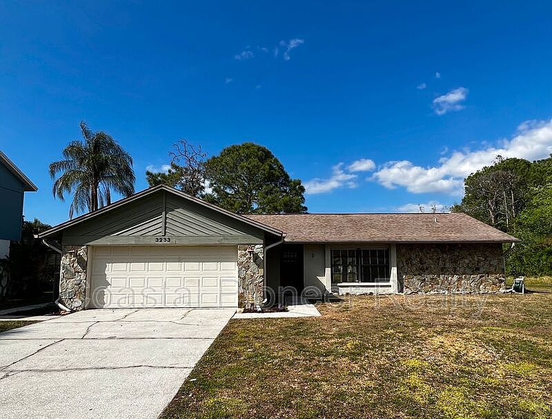 1st image of 3233 Oakwood Pl