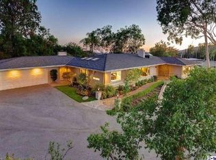 3230 Menlo Dr, Glendale, CA 91208
