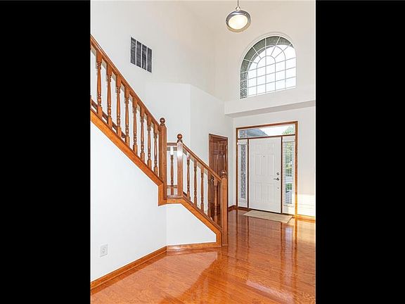 3rd image of 9256 N Bayland Dr