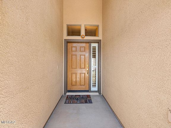 5th image of 38482 S Sand Crest Dr