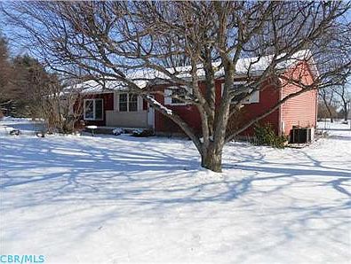 2nd image of 2661 Lea Ct NE