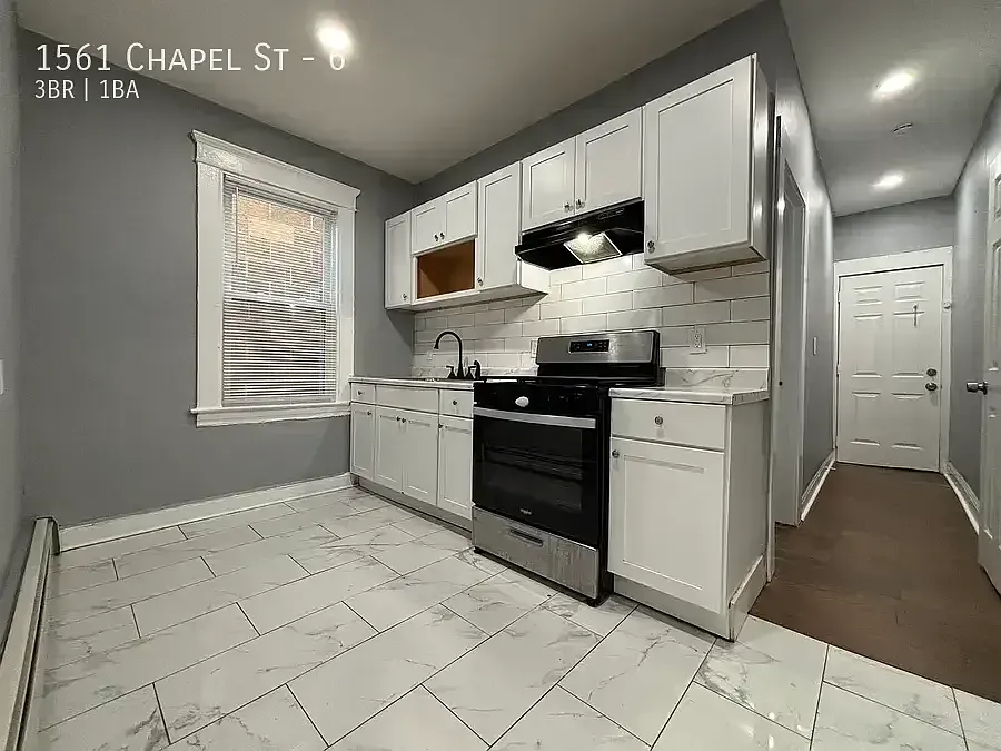 1561 Chapel St #6