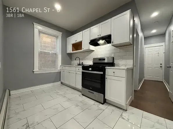 1561 Chapel St, New Haven, CT