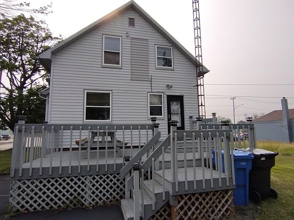3rd image of 5054 Lewis Ave