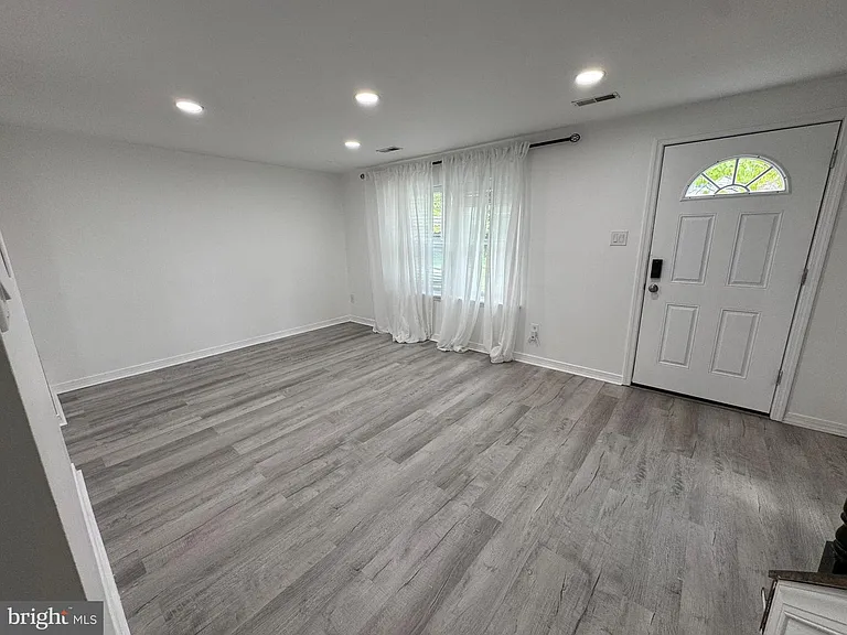 5585 Hecate Ct — Photo 5