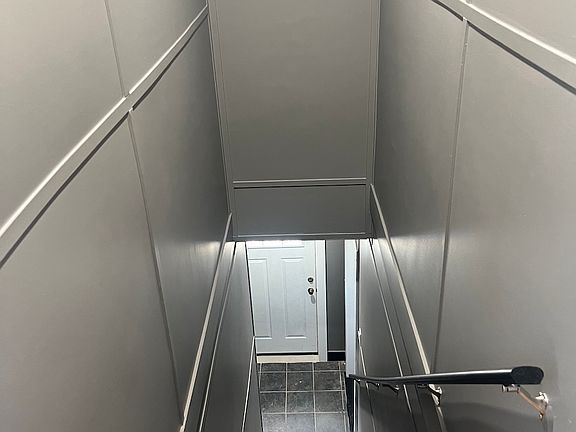 3rd image of 51 Mechanic St #2