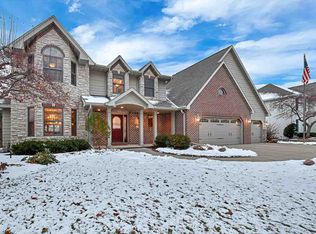 216 Shelley Ln, De Pere, WI 54115