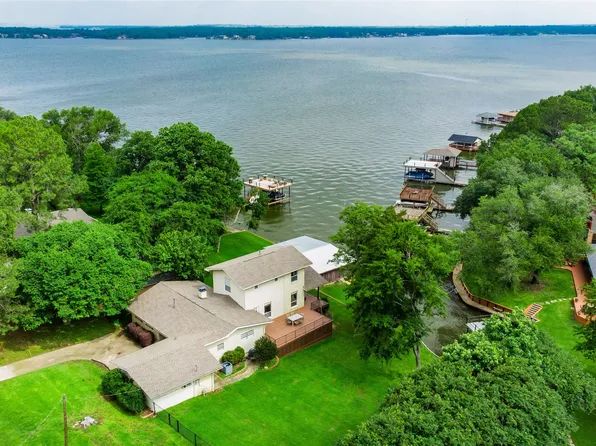 85 Shoreline Dr, Malakoff, TX 75148