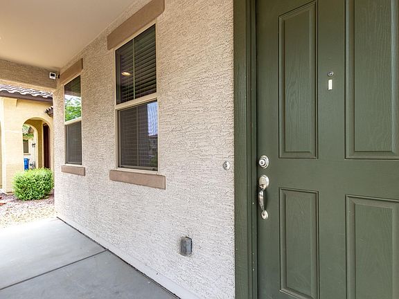 4th image of 6524 S 48th Ln