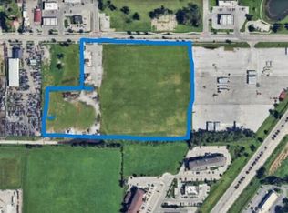 13th E Locust St, Carter Lake, IA 51510