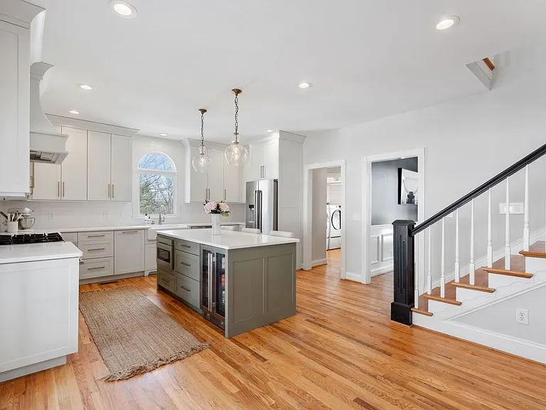 156 N Berwick Ln — Photo 10