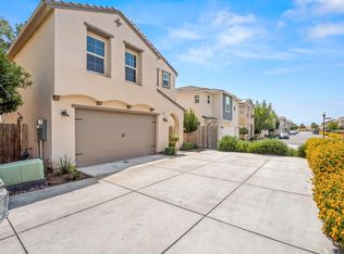 3744 Savant Ln, Clovis, CA 93619