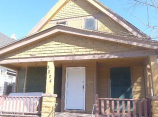 3204 N 35th St, Milwaukee, WI 53216